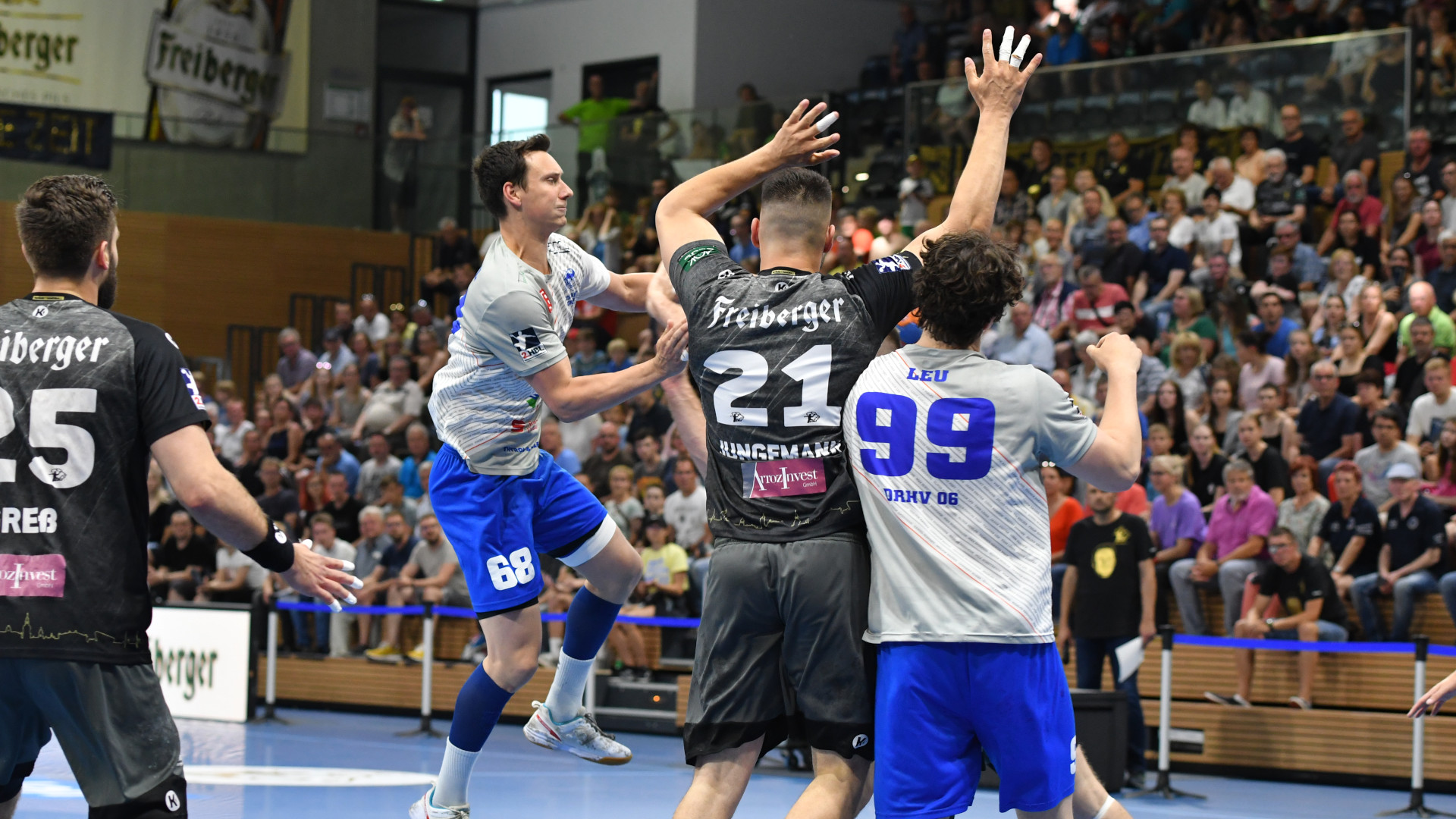 Max Emanuel und Tillman Leu im Spiel gegen den HC Elbflorenz Dresden Saison 2021/22