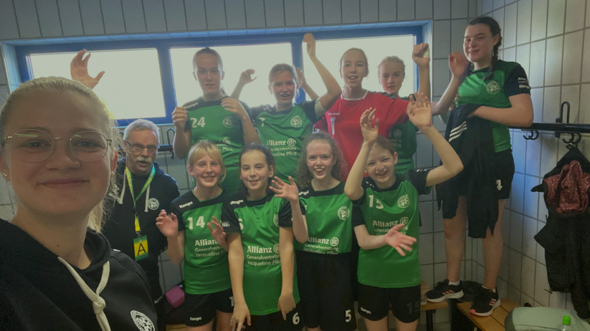 Siegerfoto vs. Köthen Weibliche D-Jugend unsere JSpG in der Saison 2022/2023