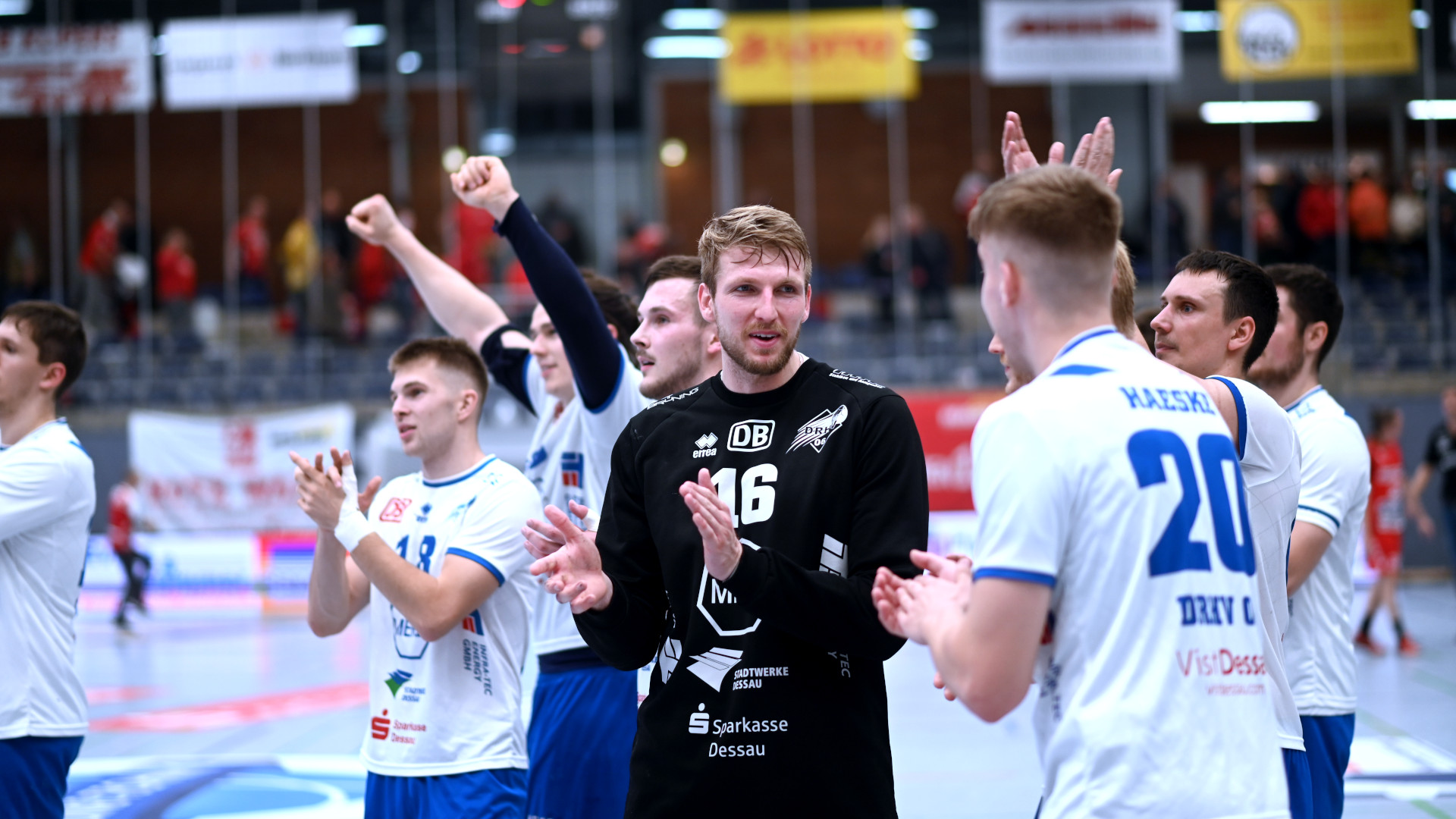 Die Biber nach dem Sieg bei der HSG Nordhorn-Lingen Saison 2022/23