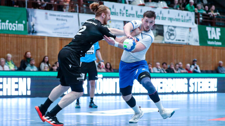 Timo Löser im Spiel gegen die Wölfe Würzburg Saison 2022/23