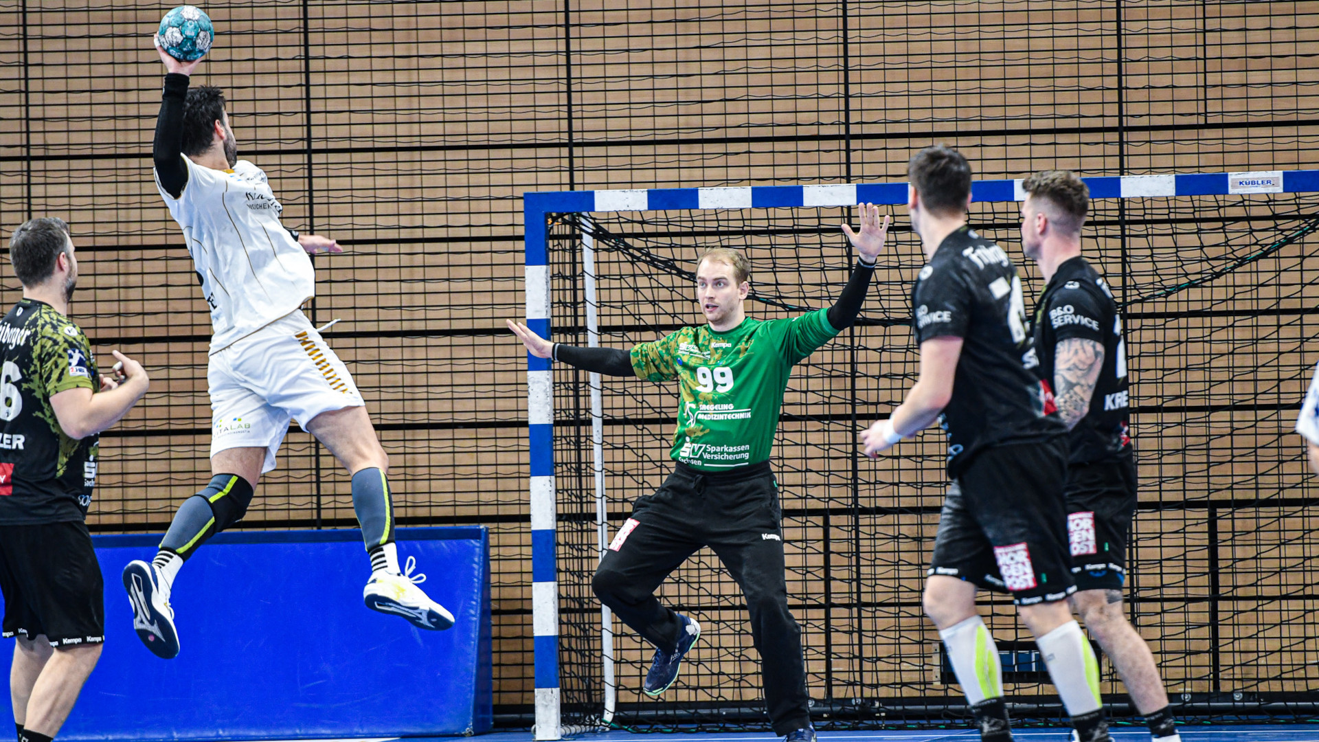 Max Mohs im Trikot des HC Elbflorenz Dresden Saison 2023/24
