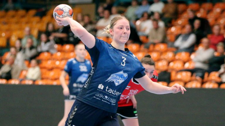 Luisa Wolf im Spiel gegen den HV Chemnitz Saison 2025/26