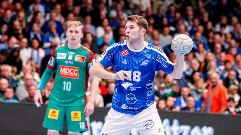 David Mišových im Pokalspiel gegen den SC Magdeburg Saison 2025/26