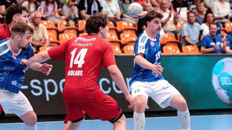 Marcel Nowak beim Heimspiel gegen die SG BBM Bietigheim Saison 2025/26